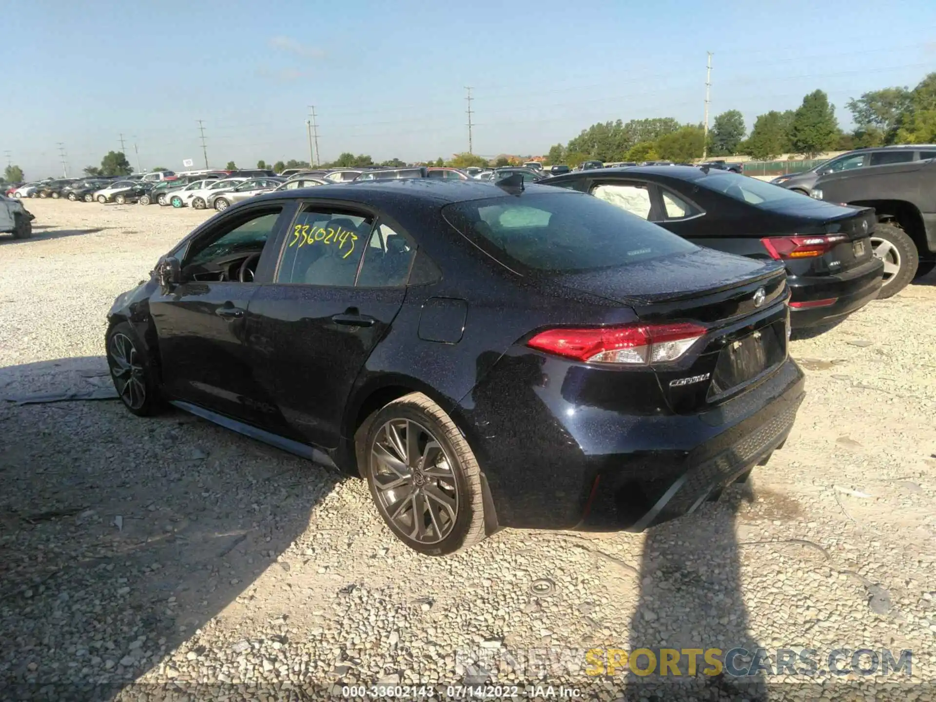 3 Photograph of a damaged car 5YFS4MCE3NP113529 TOYOTA COROLLA 2022