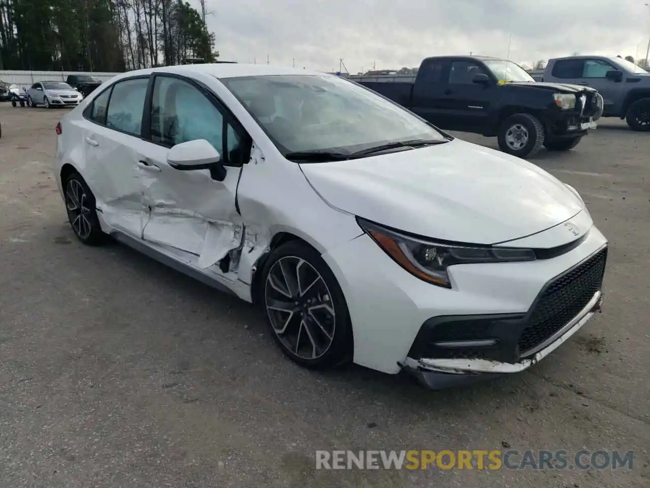 4 Photograph of a damaged car 5YFS4MCE4NP137581 TOYOTA COROLLA 2022