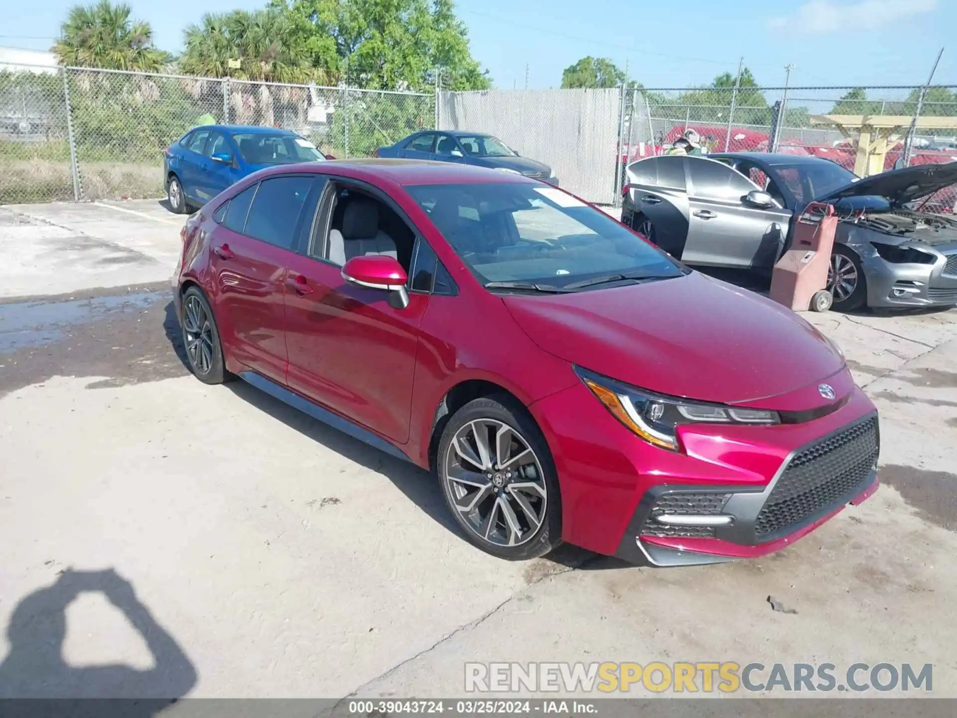 1 Photograph of a damaged car 5YFS4MCE5NP133541 TOYOTA COROLLA 2022