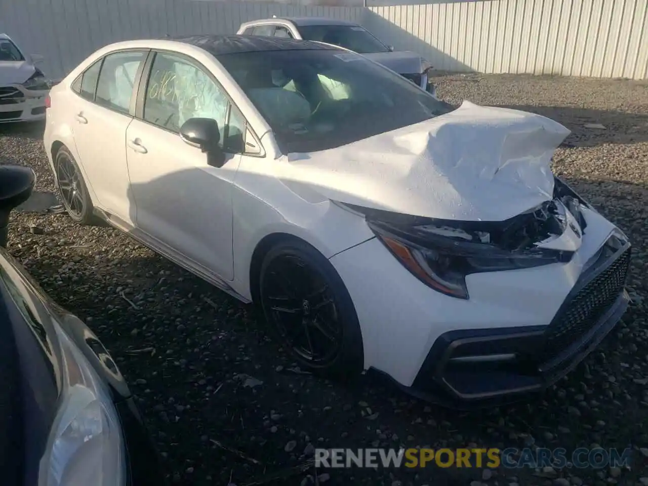 1 Photograph of a damaged car 5YFS4MCE6NP100743 TOYOTA COROLLA 2022