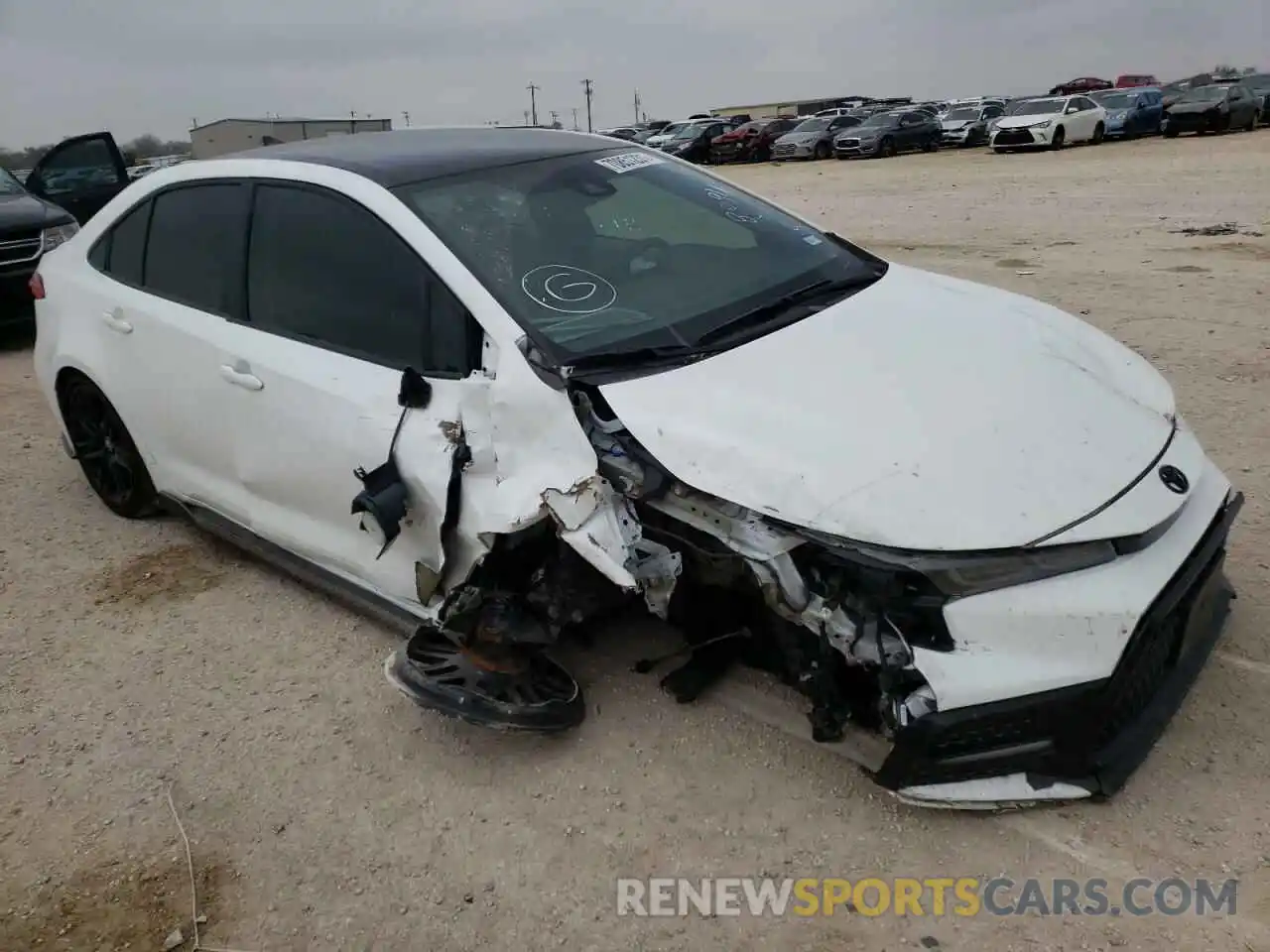 1 Photograph of a damaged car 5YFS4MCE6NP101343 TOYOTA COROLLA 2022