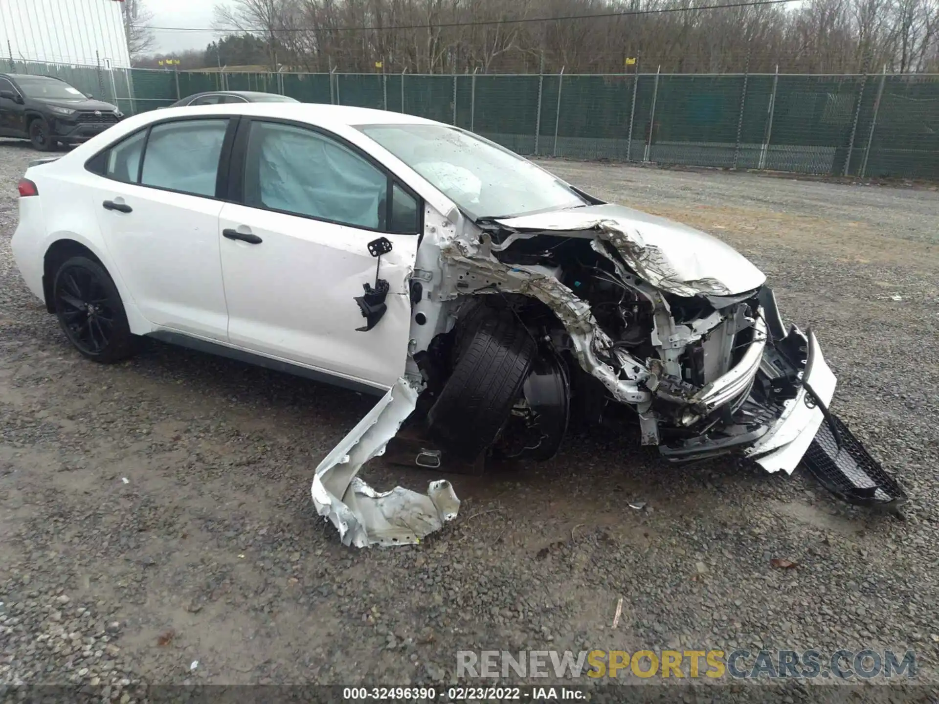 1 Photograph of a damaged car 5YFS4MCE6NP103822 TOYOTA COROLLA 2022