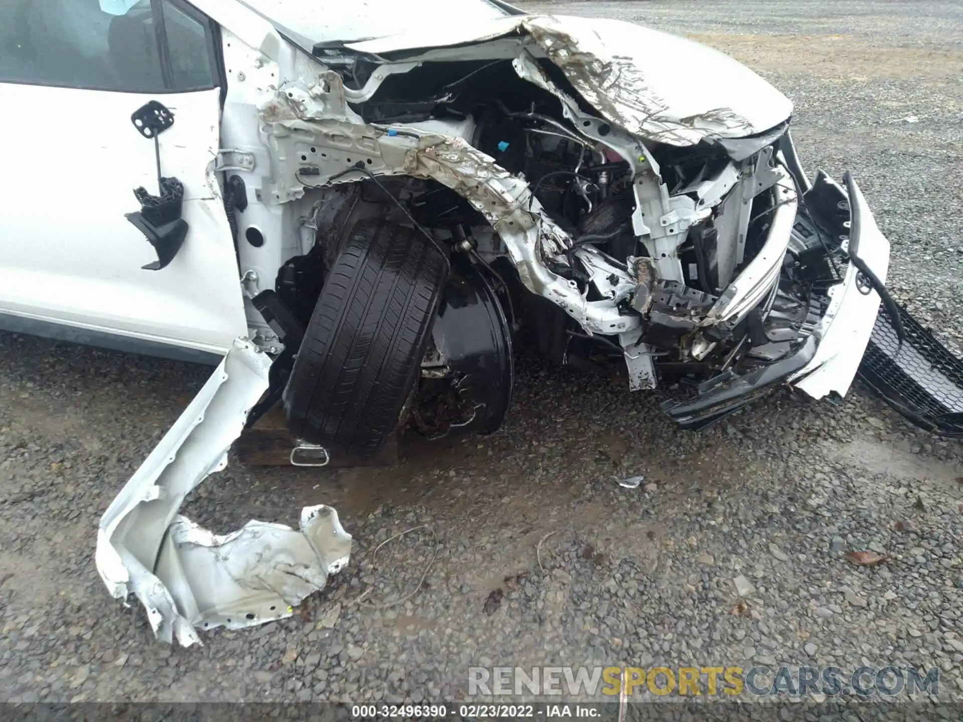 6 Photograph of a damaged car 5YFS4MCE6NP103822 TOYOTA COROLLA 2022