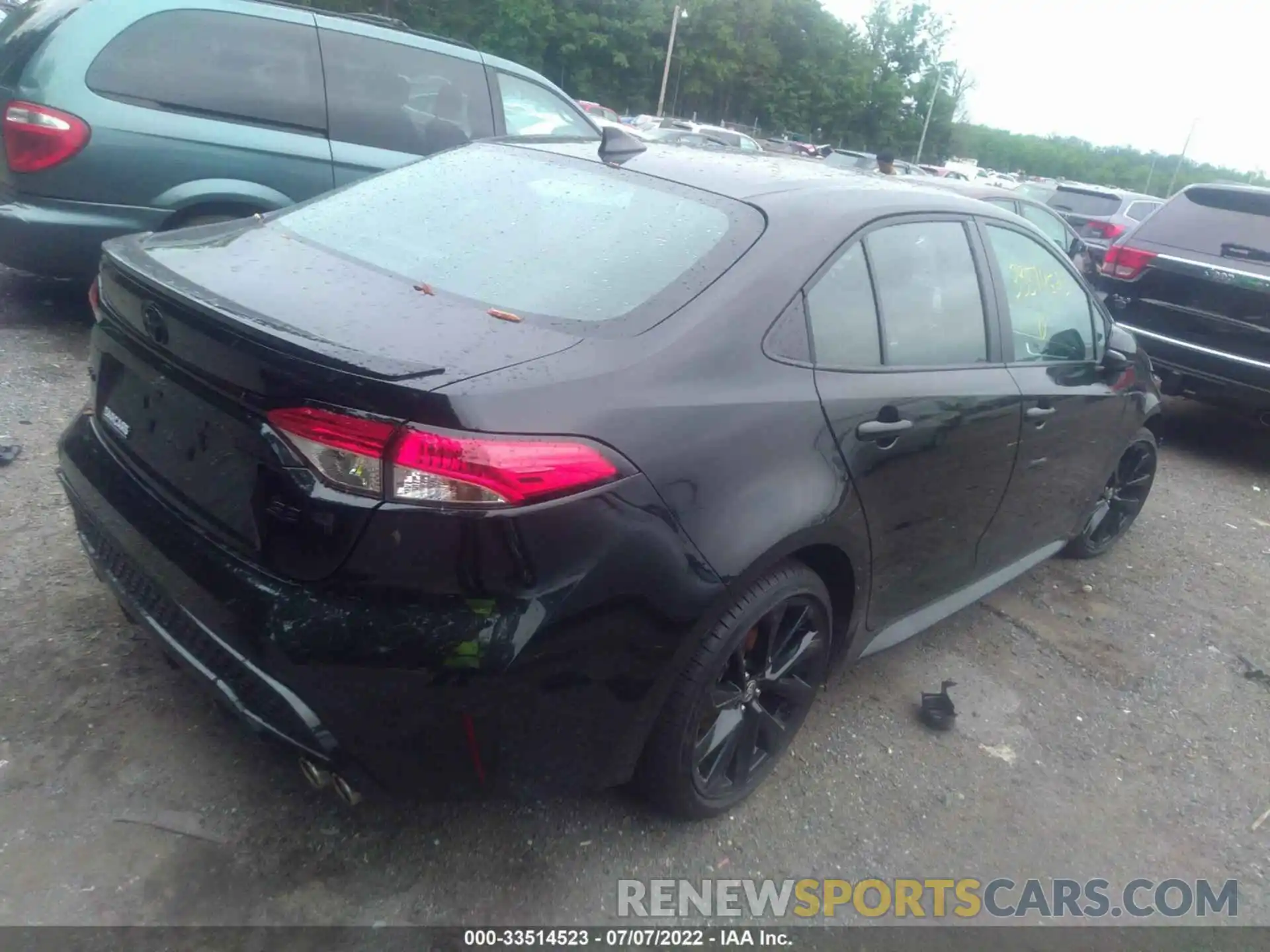 4 Photograph of a damaged car 5YFS4MCE6NP107076 TOYOTA COROLLA 2022