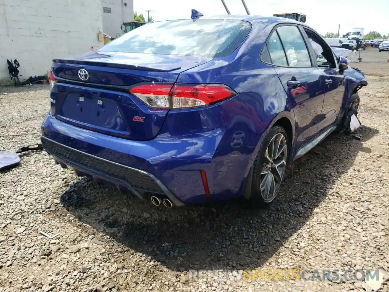 4 Photograph of a damaged car 5YFS4MCE6NP116361 TOYOTA COROLLA 2022