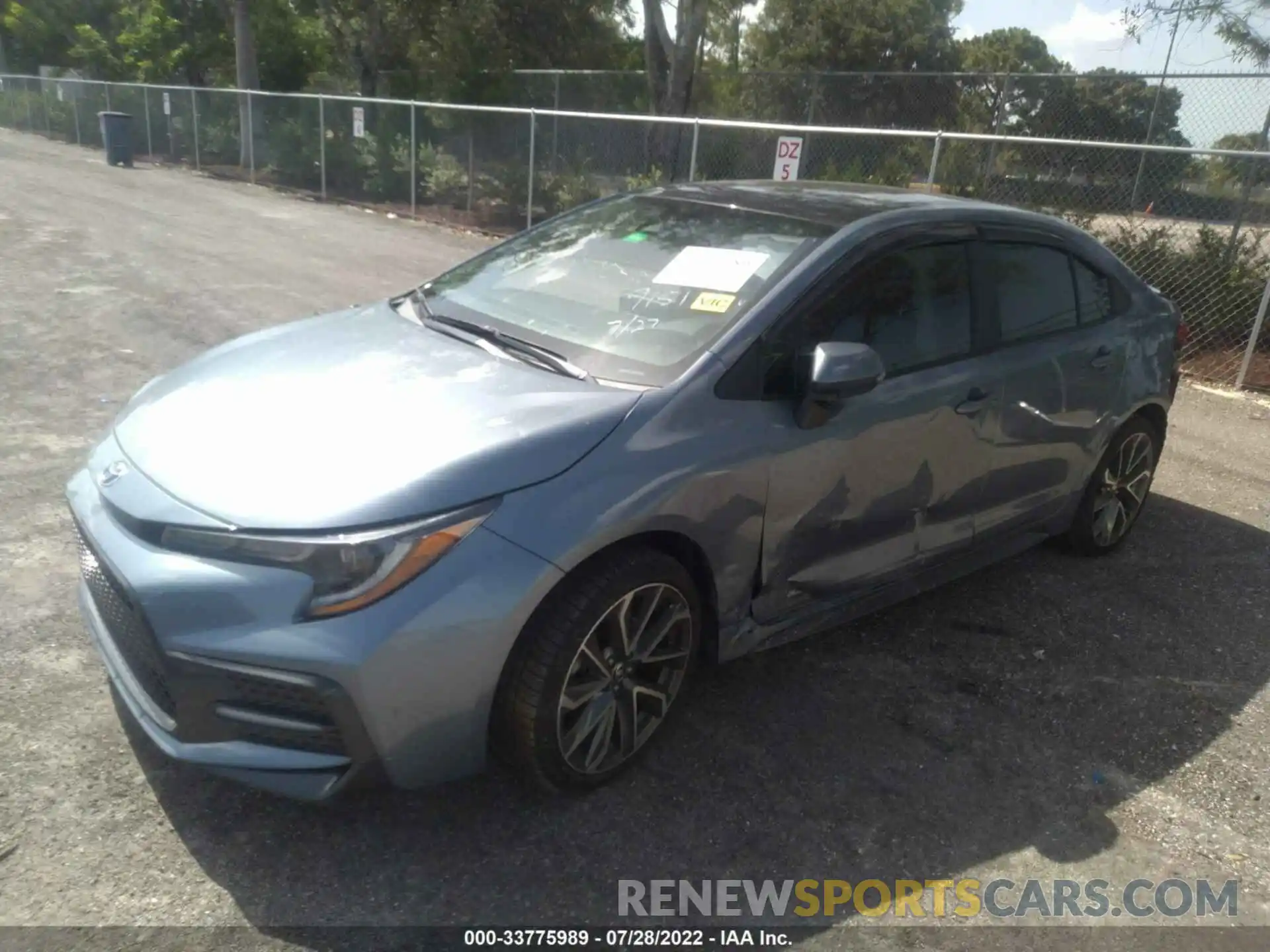 2 Photograph of a damaged car 5YFS4MCE7NP099151 TOYOTA COROLLA 2022