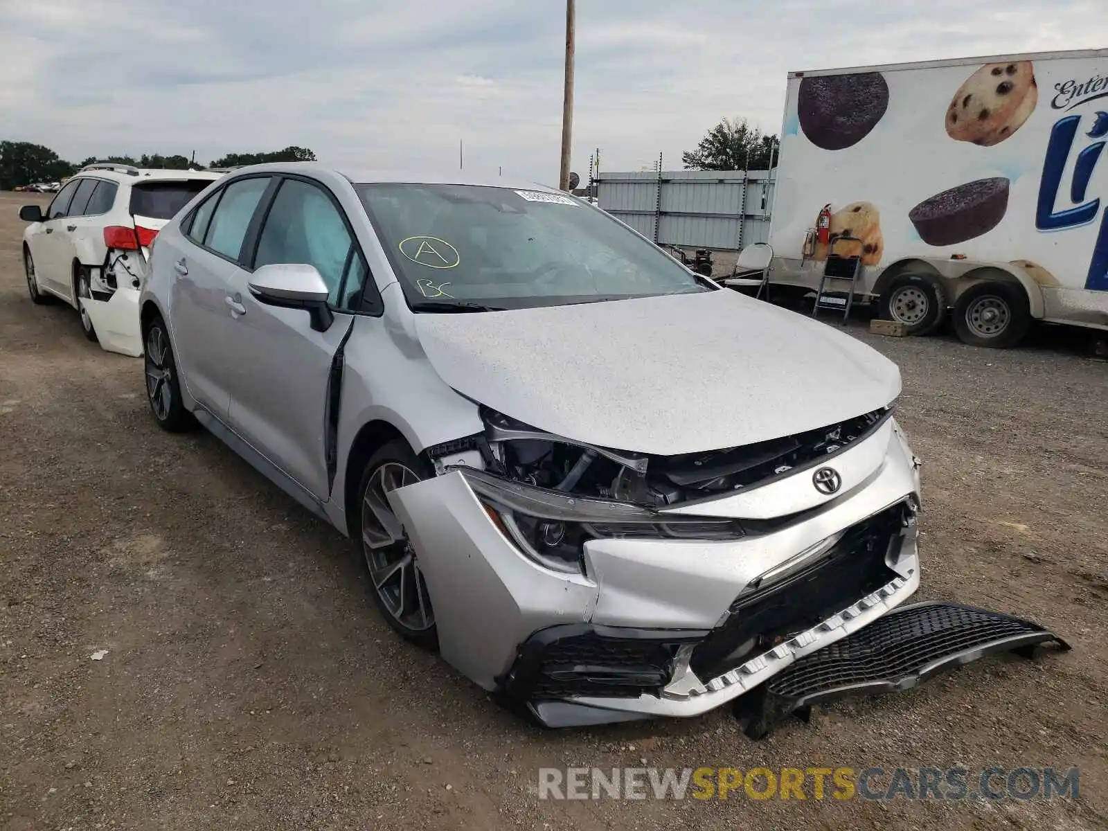 1 Photograph of a damaged car 5YFS4MCE7NP099196 TOYOTA COROLLA 2022