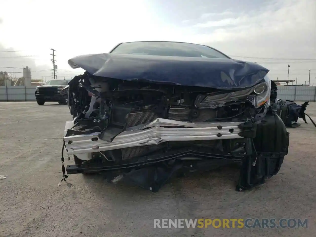 9 Photograph of a damaged car 5YFS4MCE7NP105546 TOYOTA COROLLA 2022