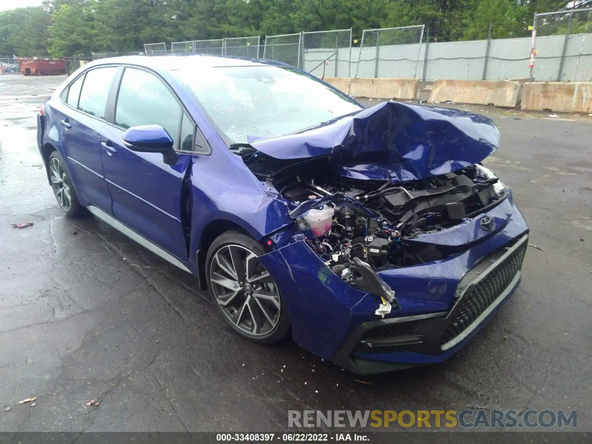 1 Photograph of a damaged car 5YFS4MCE8NP114076 TOYOTA COROLLA 2022