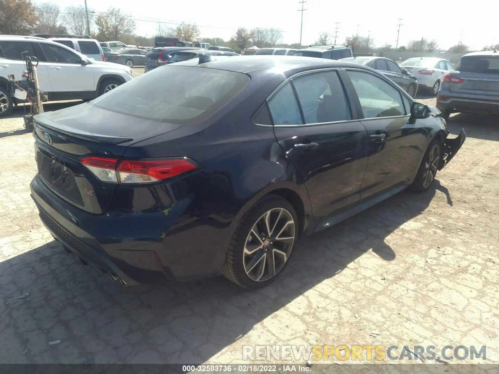 4 Photograph of a damaged car 5YFS4MCEXNP105413 TOYOTA COROLLA 2022