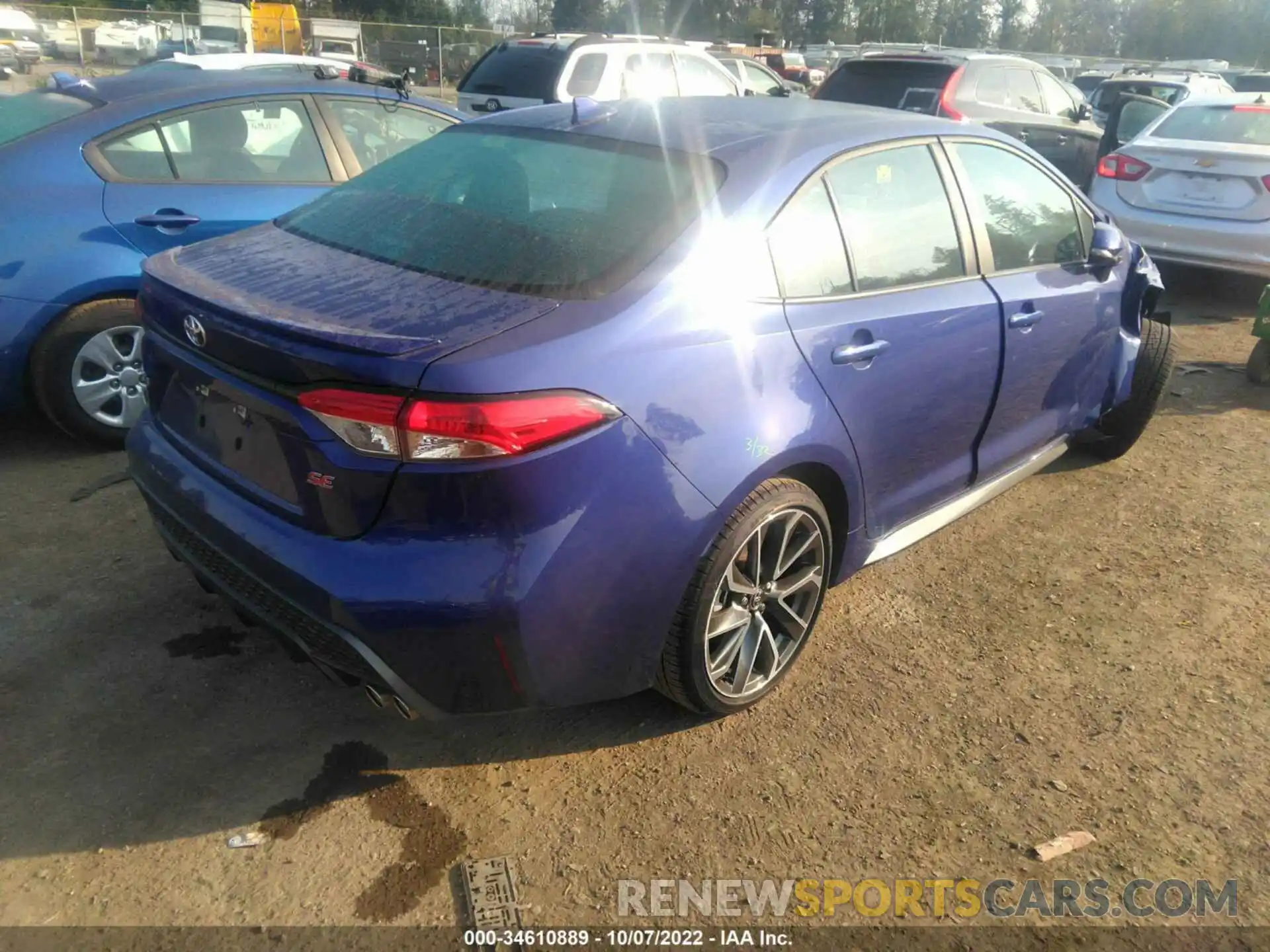 4 Photograph of a damaged car 5YFS4MCEXNP106626 TOYOTA COROLLA 2022