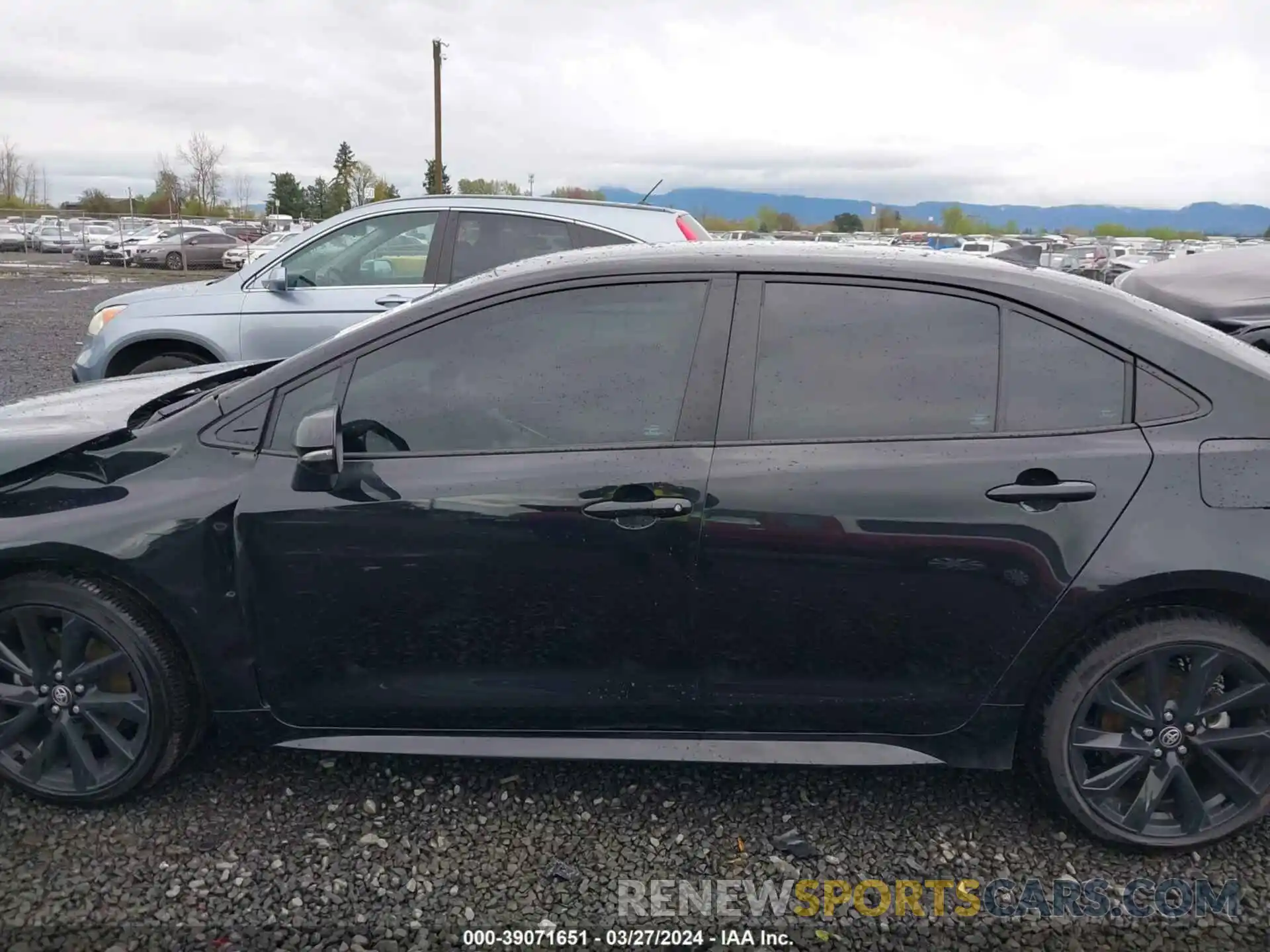 13 Photograph of a damaged car 5YFS4MCEXNP109137 TOYOTA COROLLA 2022