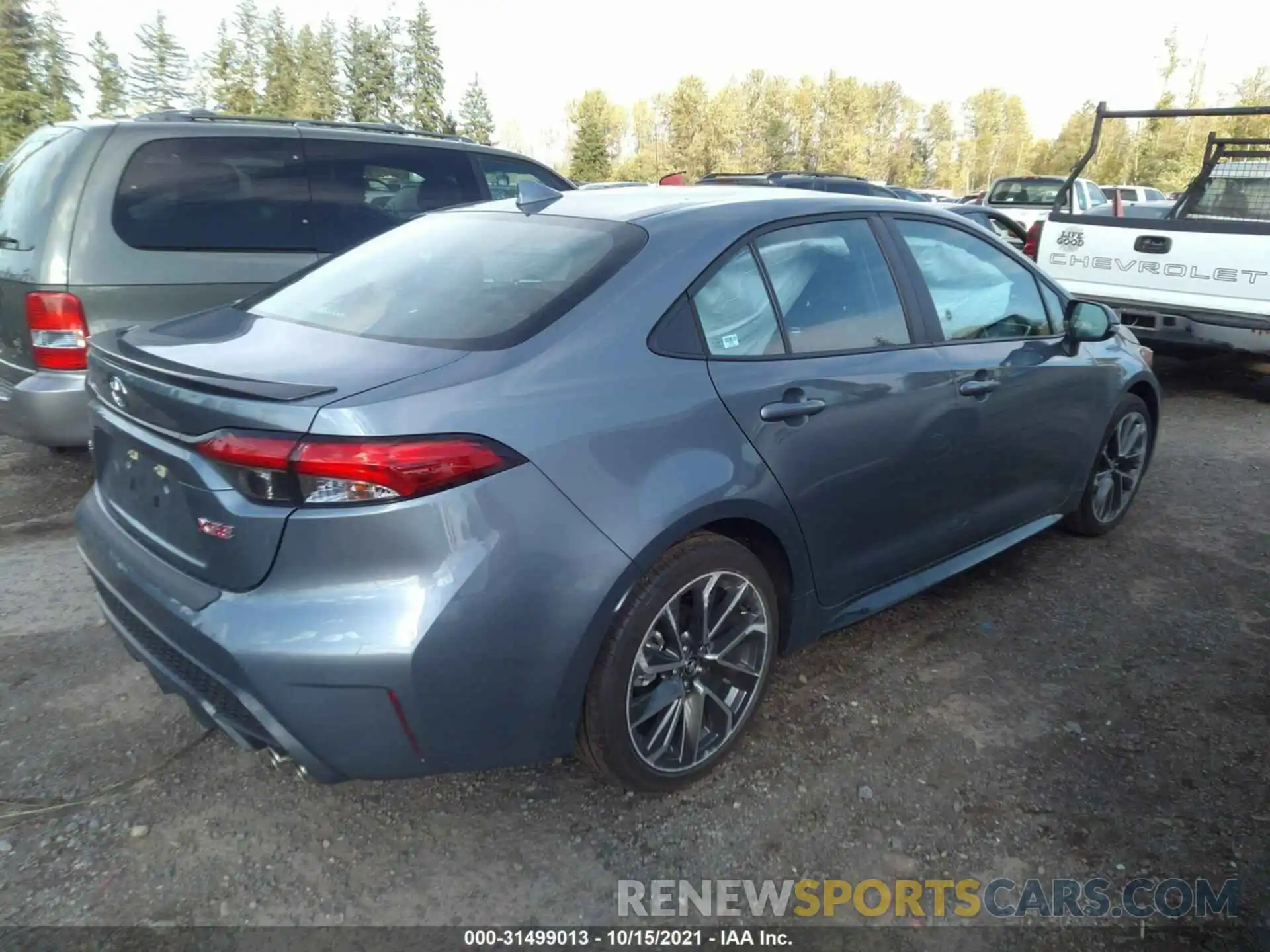 4 Photograph of a damaged car 5YFT4MCE5NP098584 TOYOTA COROLLA 2022