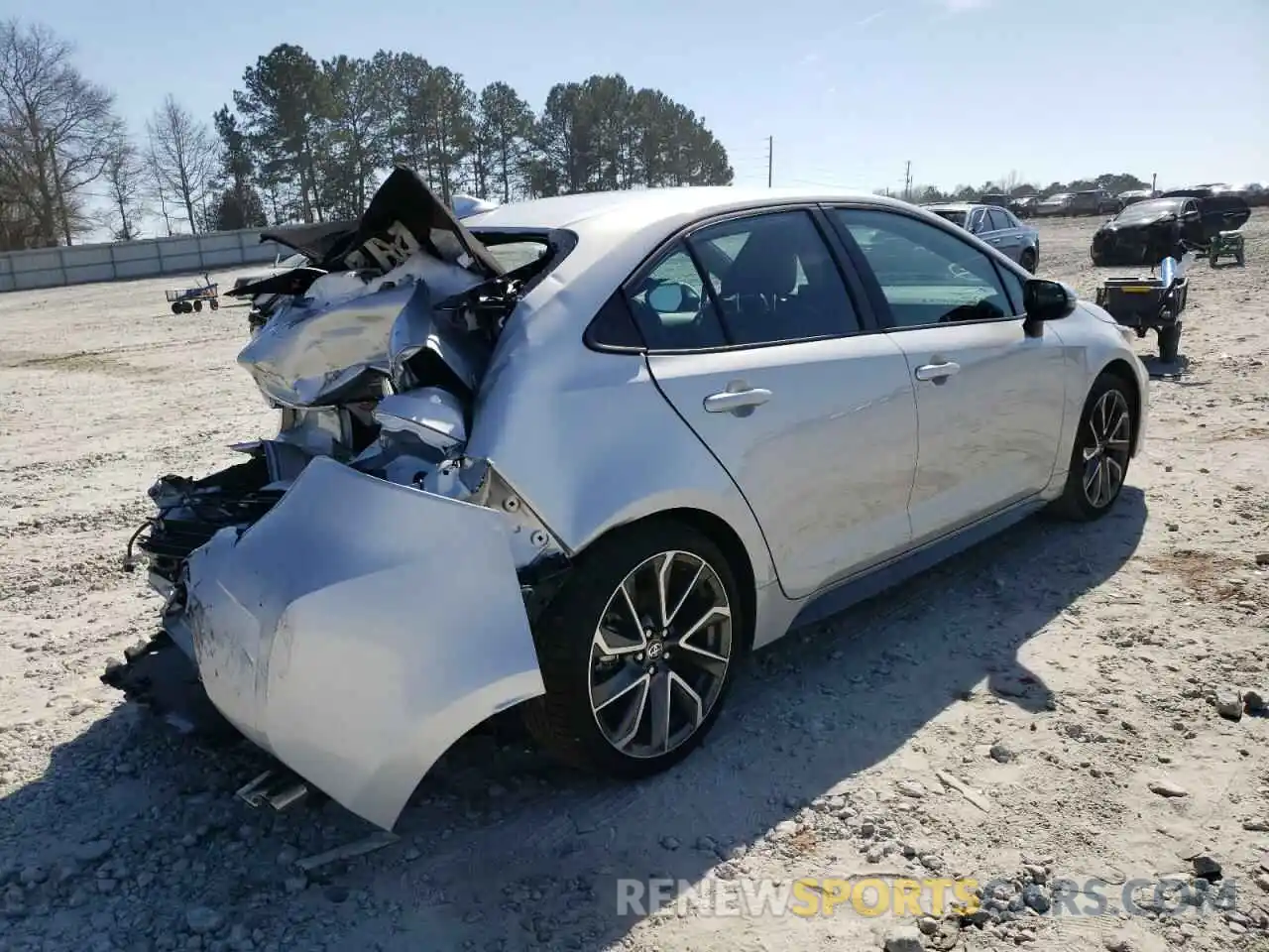 4 Photograph of a damaged car 5YFT4MCE9NP105634 TOYOTA COROLLA 2022