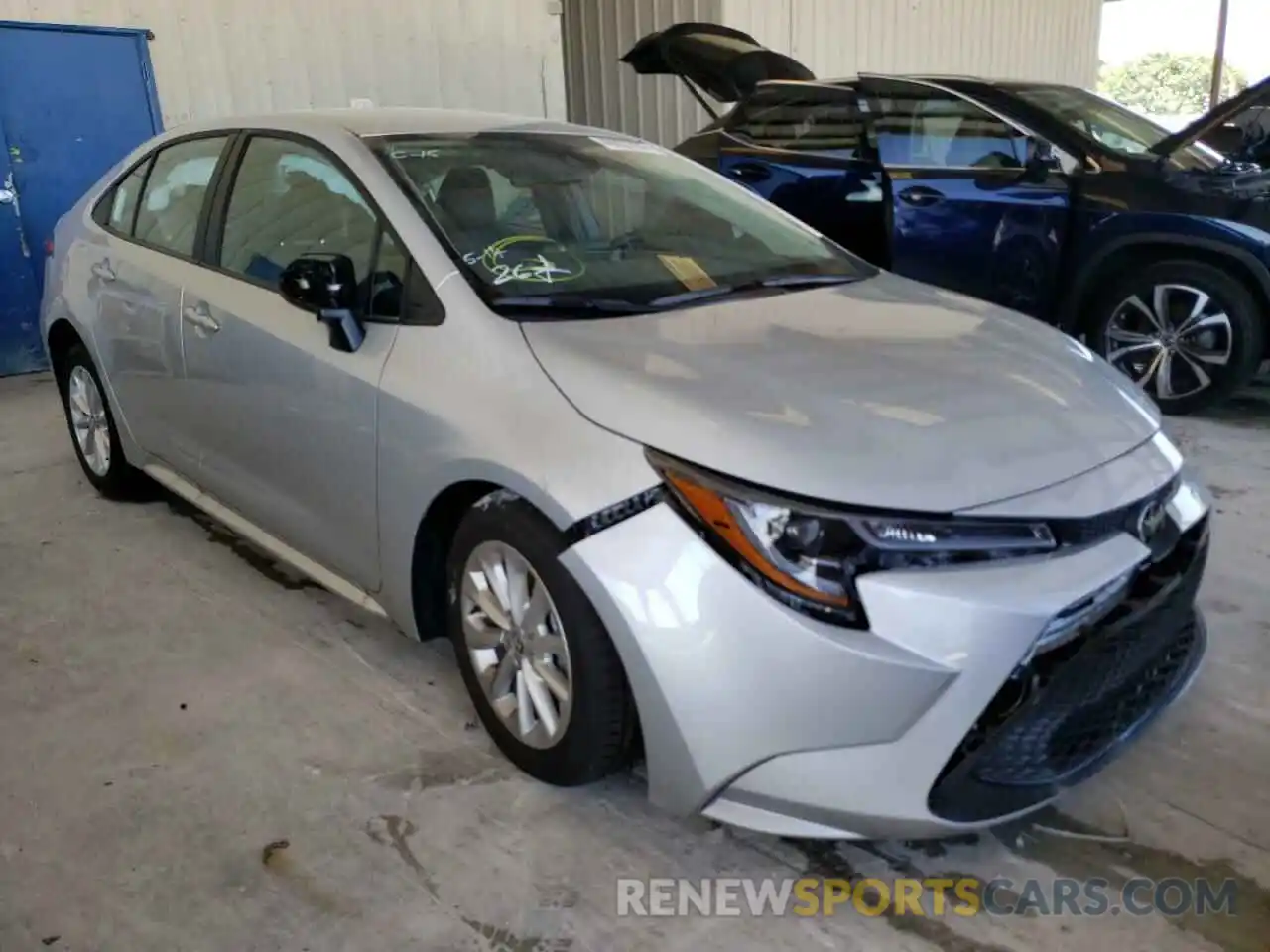 1 Photograph of a damaged car 5YFVPMAE1NP320993 TOYOTA COROLLA 2022