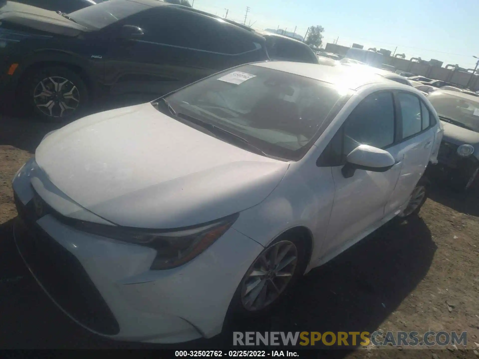 2 Photograph of a damaged car 5YFVPMAE2NP283579 TOYOTA COROLLA 2022