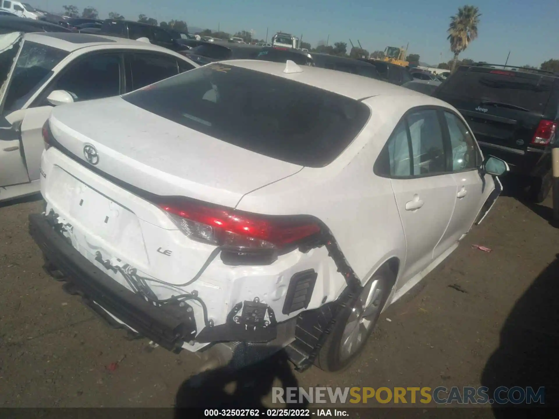 4 Photograph of a damaged car 5YFVPMAE2NP283579 TOYOTA COROLLA 2022