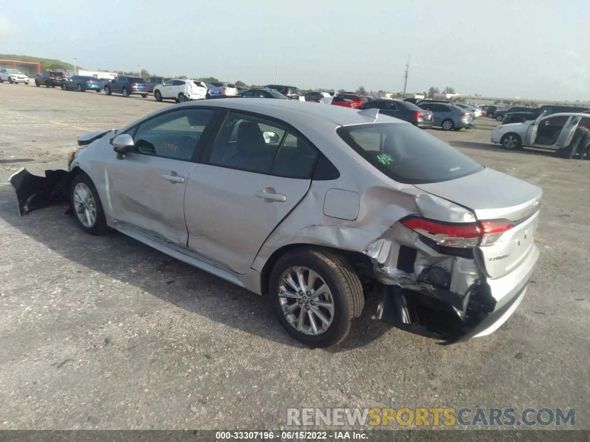 3 Photograph of a damaged car 5YFVPMAE3NP307548 TOYOTA COROLLA 2022