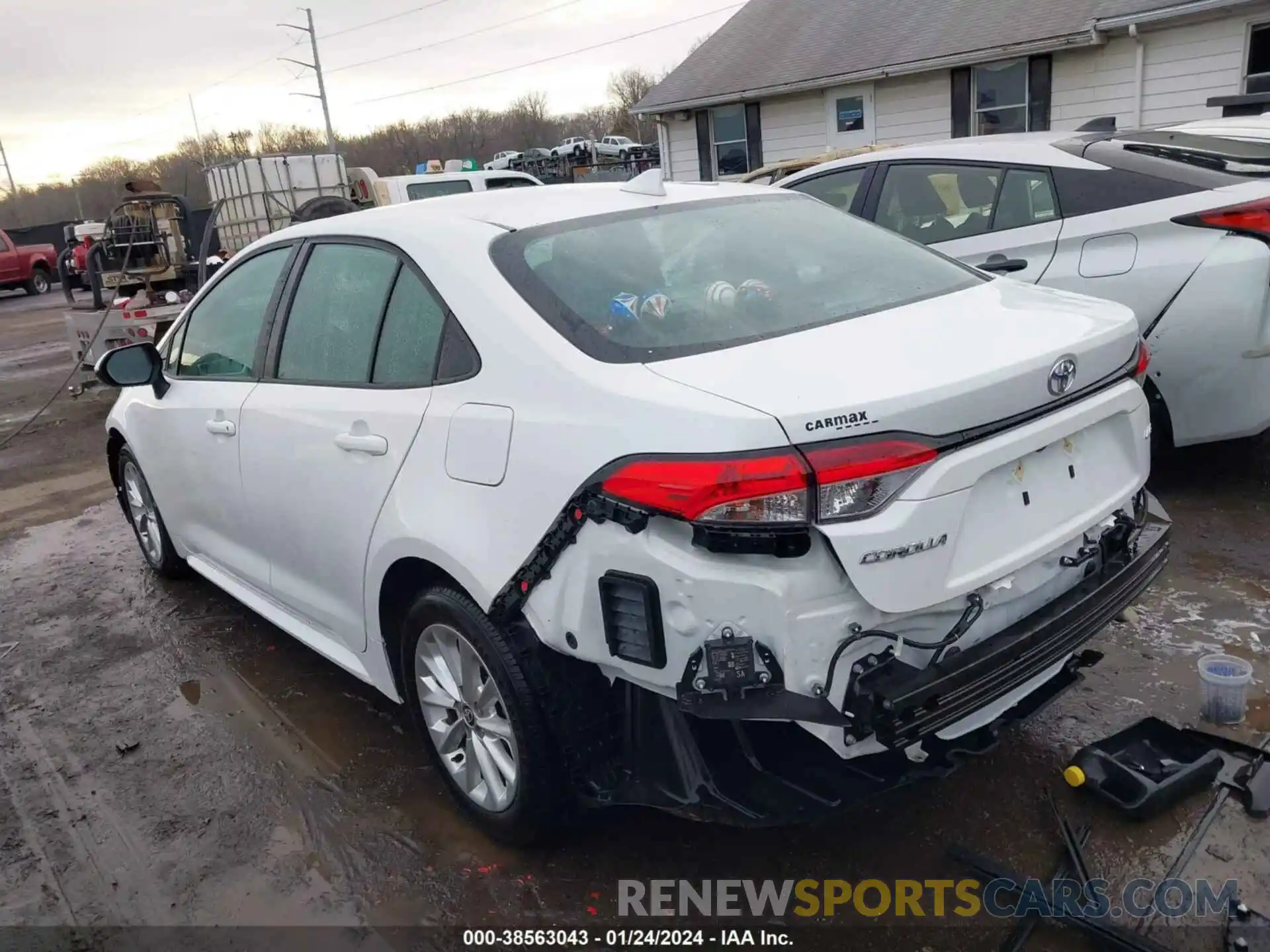 3 Photograph of a damaged car 5YFVPMAE4NP306439 TOYOTA COROLLA 2022