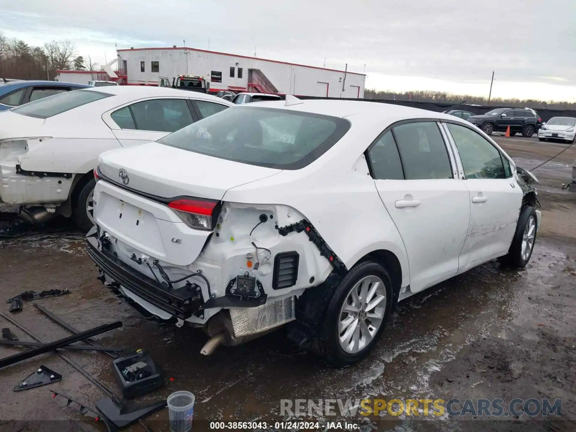 4 Photograph of a damaged car 5YFVPMAE4NP306439 TOYOTA COROLLA 2022