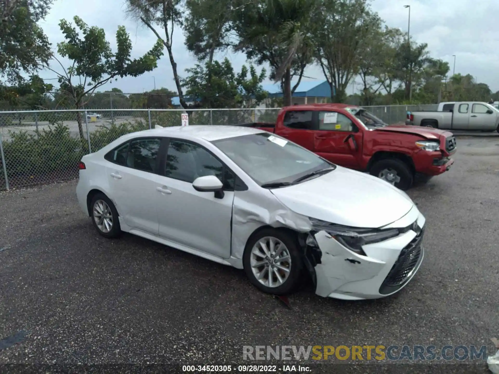 1 Photograph of a damaged car 5YFVPMAE5NP311584 TOYOTA COROLLA 2022