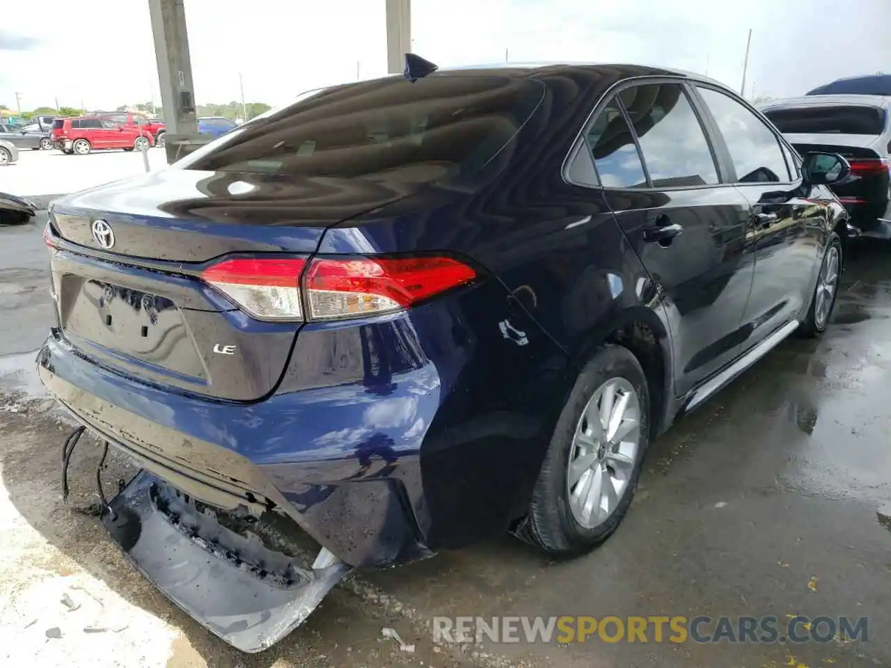 4 Photograph of a damaged car 5YFVPMAE7NP280483 TOYOTA COROLLA 2022