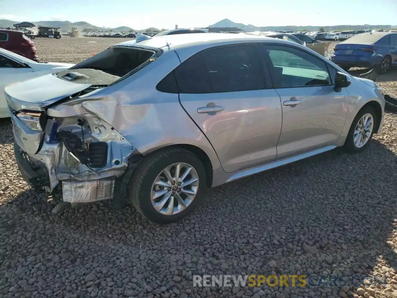 3 Photograph of a damaged car 5YFVPMAE9NP305898 TOYOTA COROLLA 2022