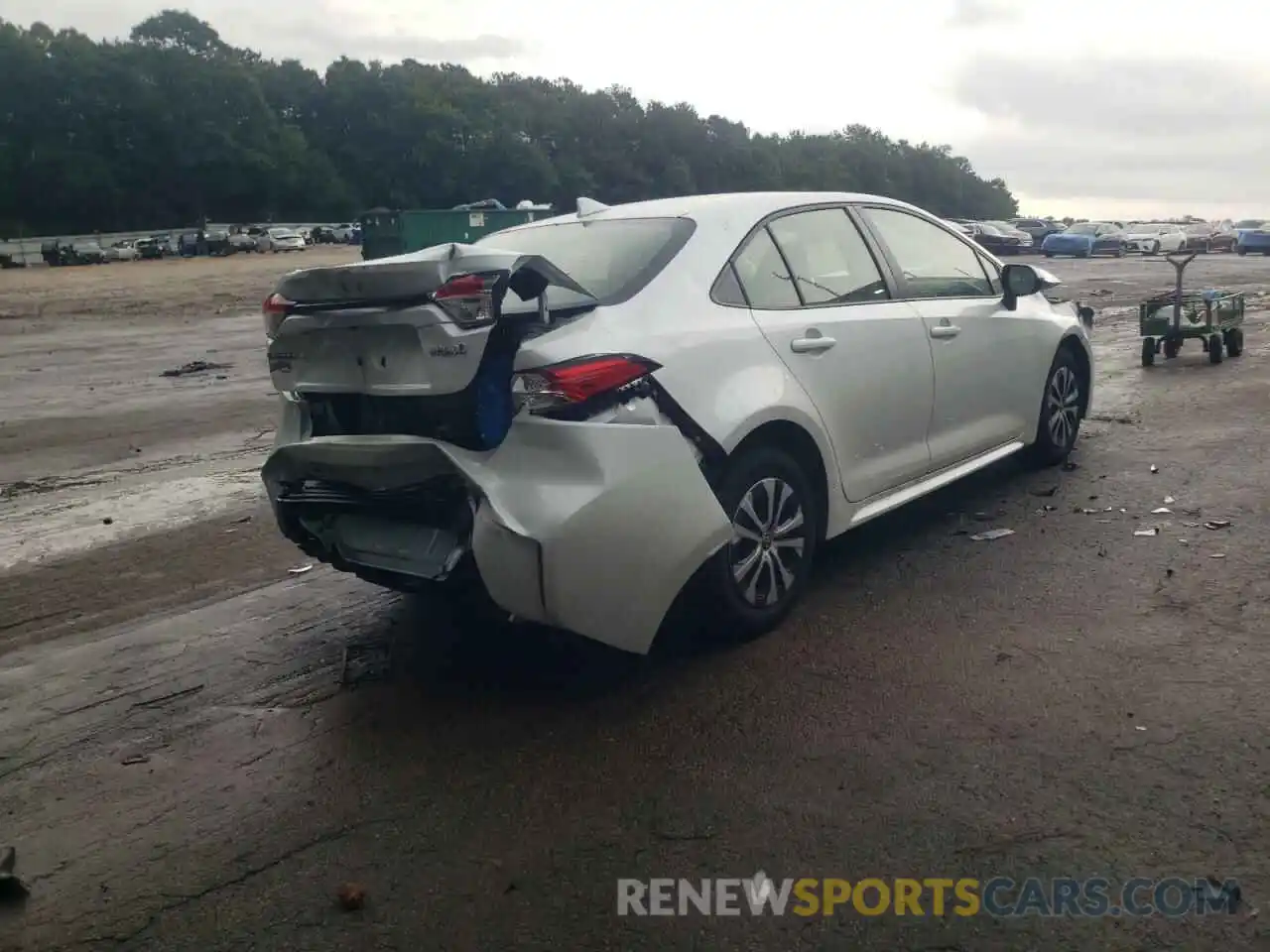 4 Photograph of a damaged car JTDEAMDE0N3007522 TOYOTA COROLLA 2022