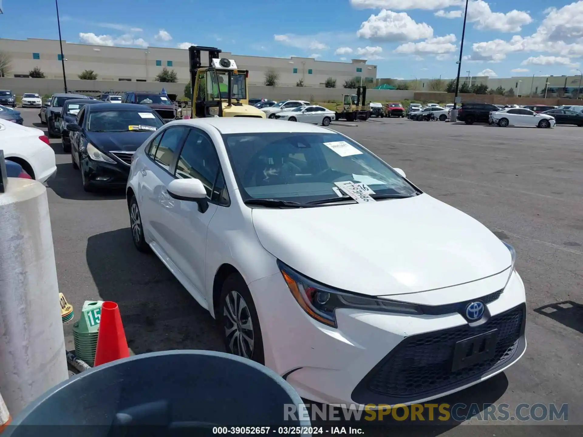 1 Photograph of a damaged car JTDEAMDE0N3007827 TOYOTA COROLLA 2022