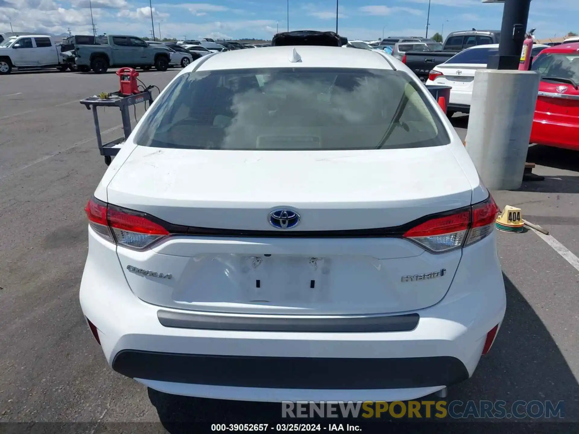 16 Photograph of a damaged car JTDEAMDE0N3007827 TOYOTA COROLLA 2022