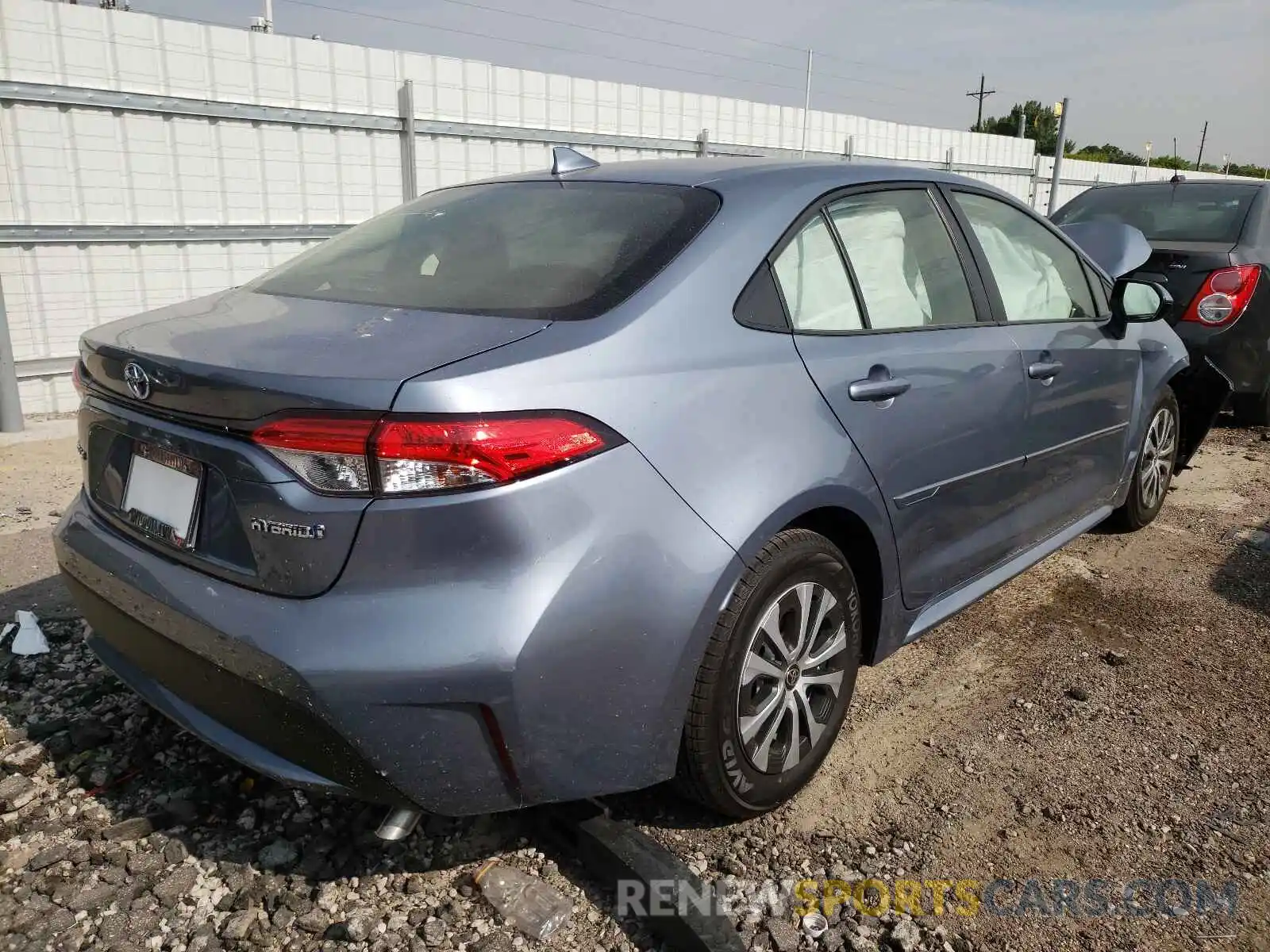 4 Photograph of a damaged car JTDEAMDE0NJ036403 TOYOTA COROLLA 2022