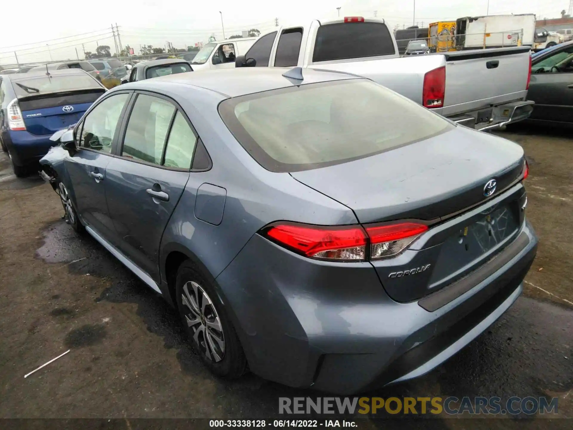 3 Photograph of a damaged car JTDEAMDE0NJ037115 TOYOTA COROLLA 2022