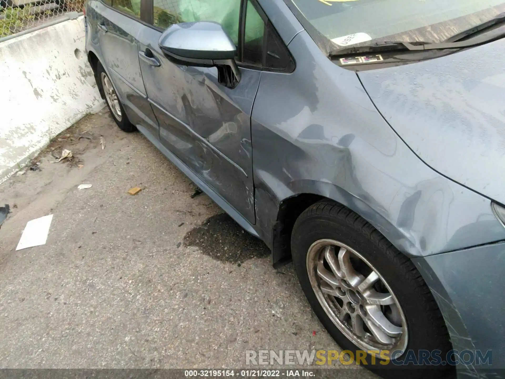 6 Photograph of a damaged car JTDEAMDE0NJ037311 TOYOTA COROLLA 2022