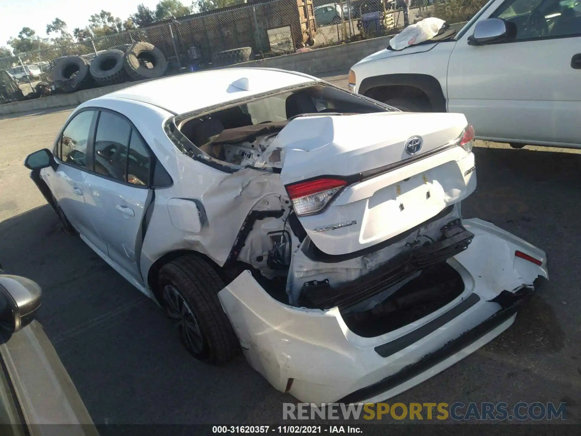 3 Photograph of a damaged car JTDEAMDE0NJ042041 TOYOTA COROLLA 2022