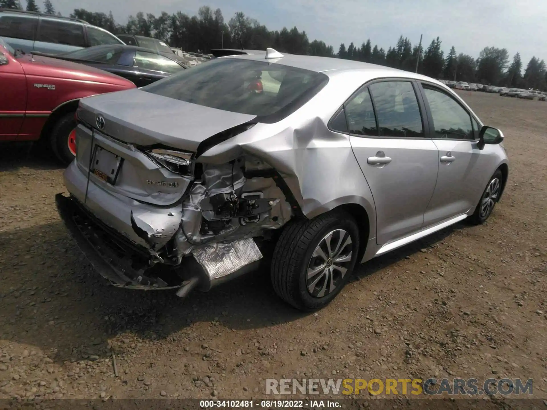 4 Photograph of a damaged car JTDEAMDE0NJ042301 TOYOTA COROLLA 2022