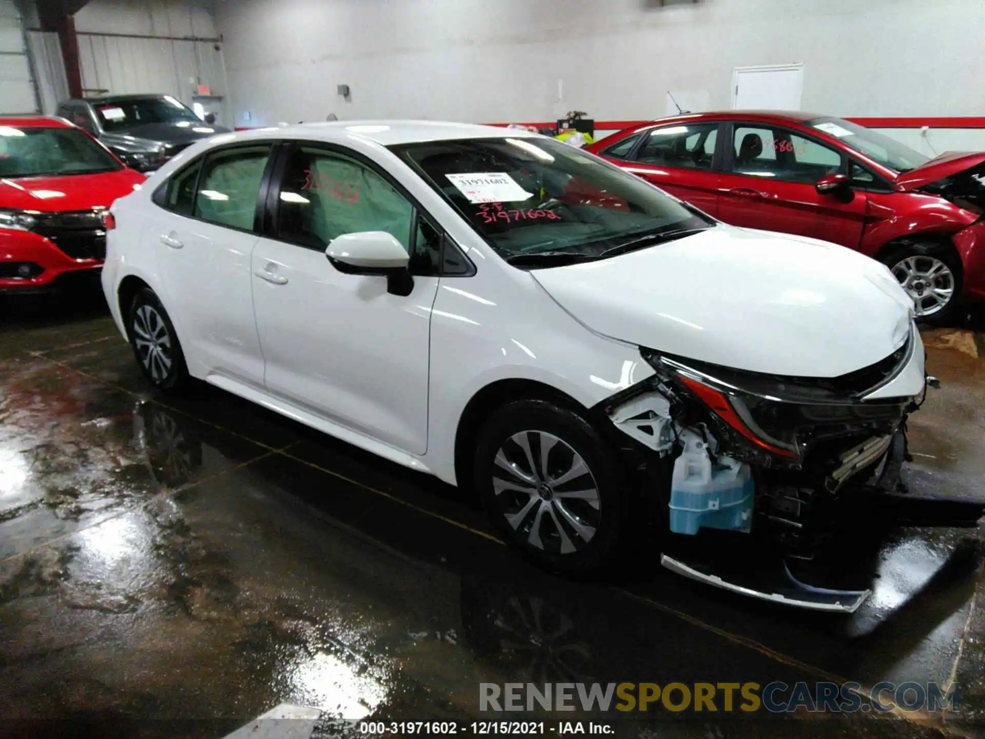 1 Photograph of a damaged car JTDEAMDE0NJ042475 TOYOTA COROLLA 2022