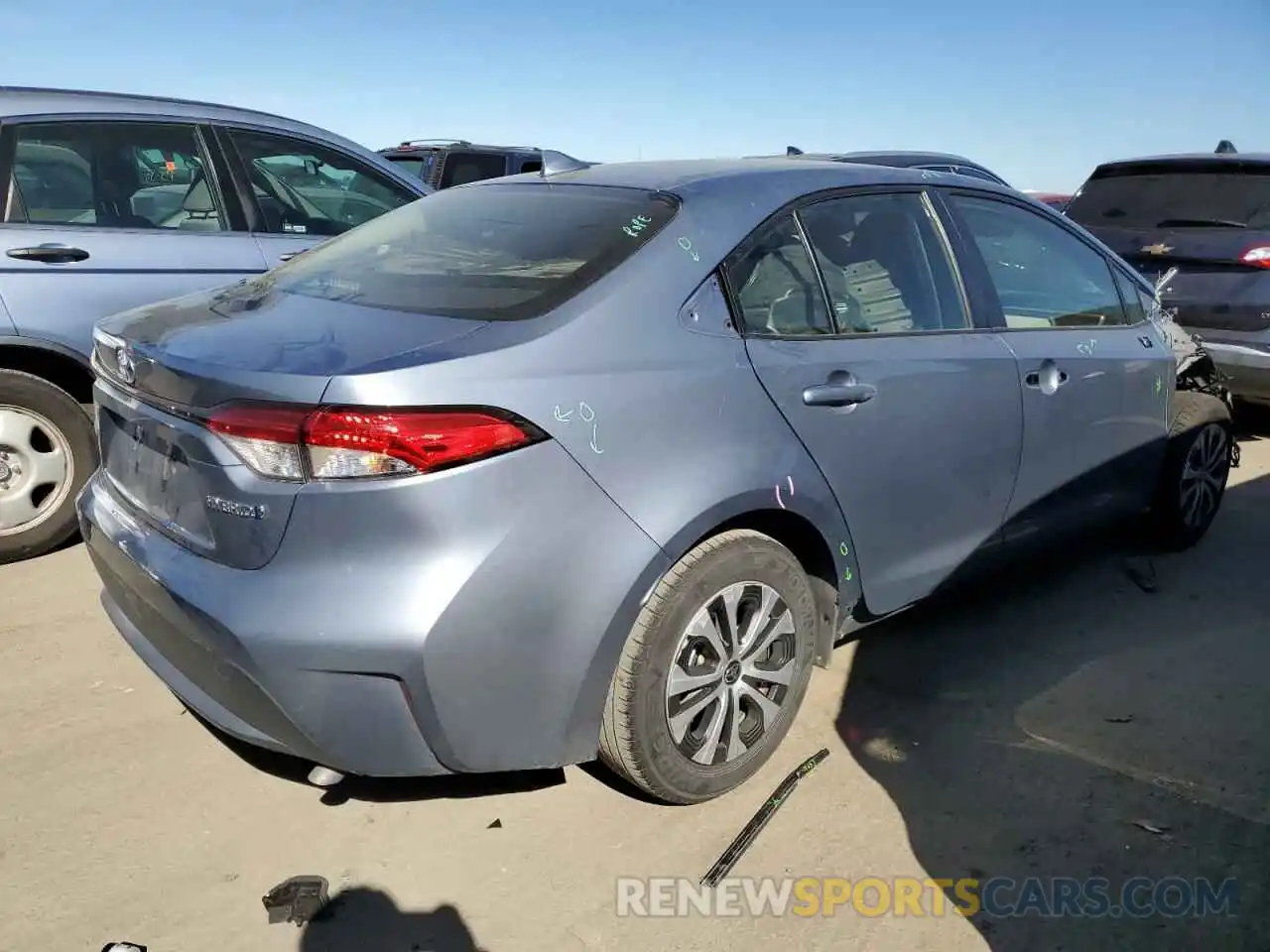 3 Photograph of a damaged car JTDEAMDE0NJ046851 TOYOTA COROLLA 2022