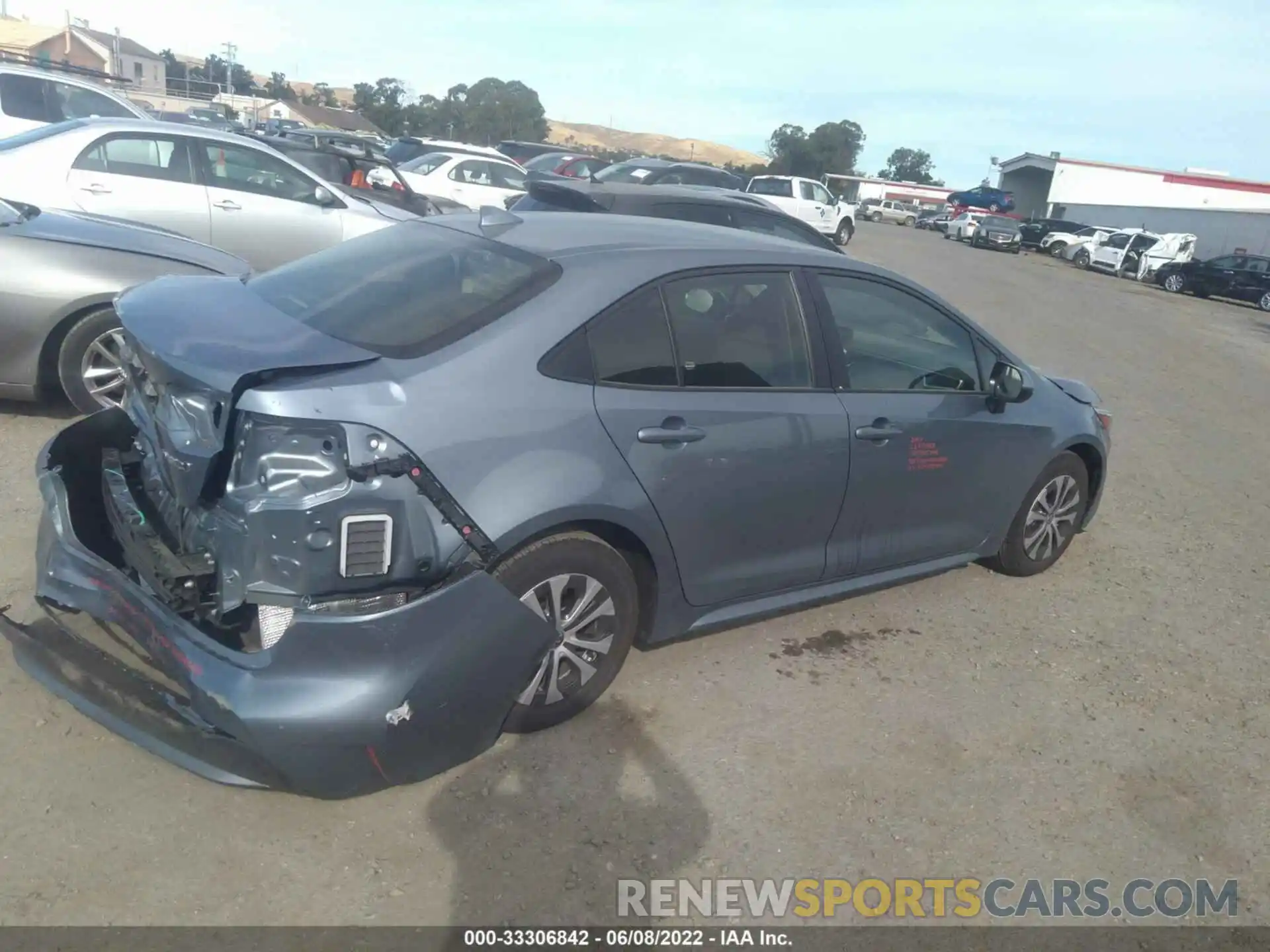 4 Photograph of a damaged car JTDEAMDE0NJ047210 TOYOTA COROLLA 2022