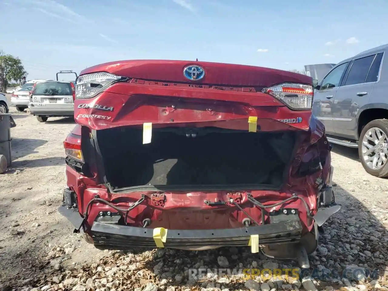 6 Photograph of a damaged car JTDEAMDE0NJ047630 TOYOTA COROLLA 2022