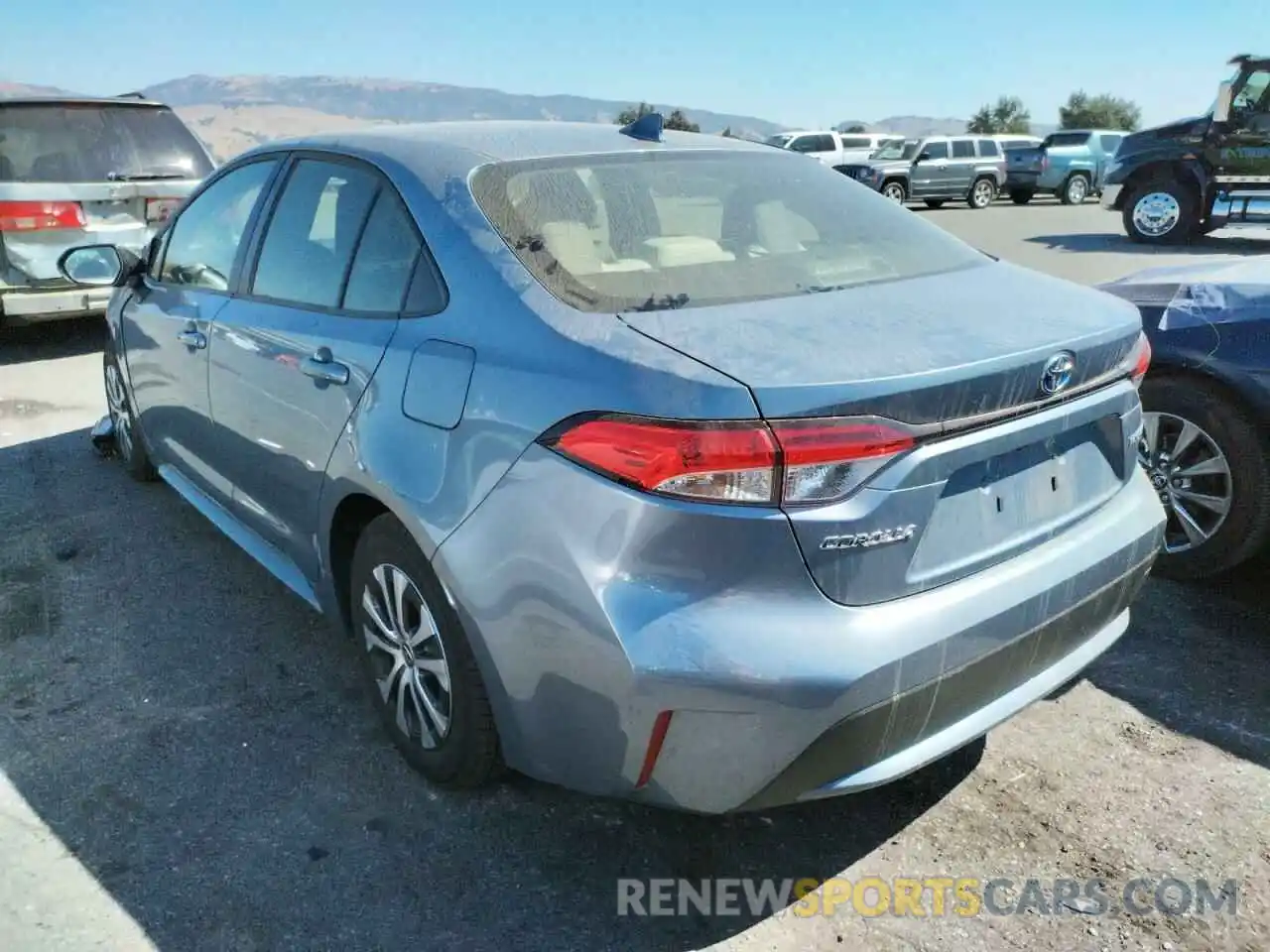 3 Photograph of a damaged car JTDEAMDE0NJ047790 TOYOTA COROLLA 2022