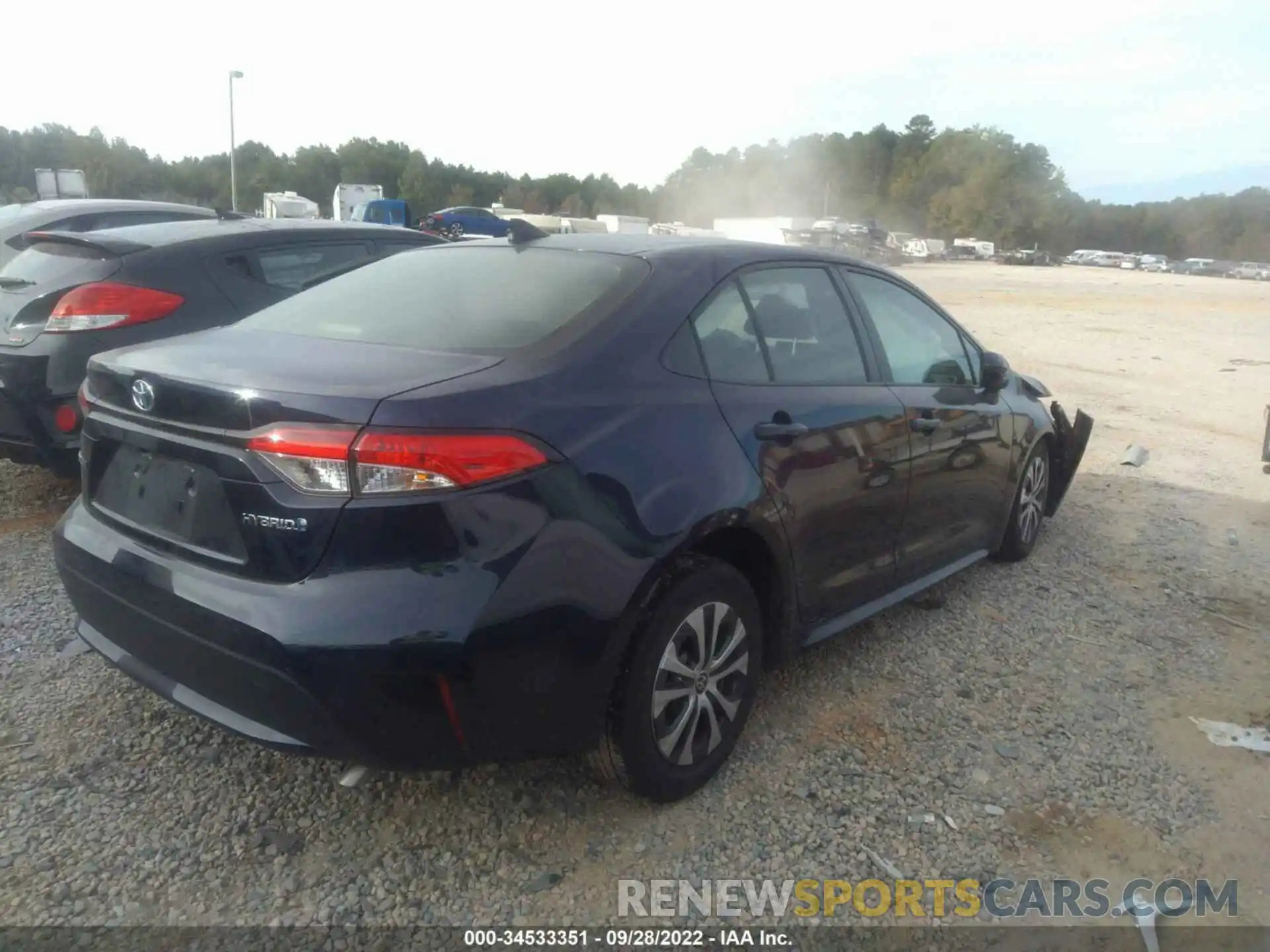 4 Photograph of a damaged car JTDEAMDE0NJ048664 TOYOTA COROLLA 2022