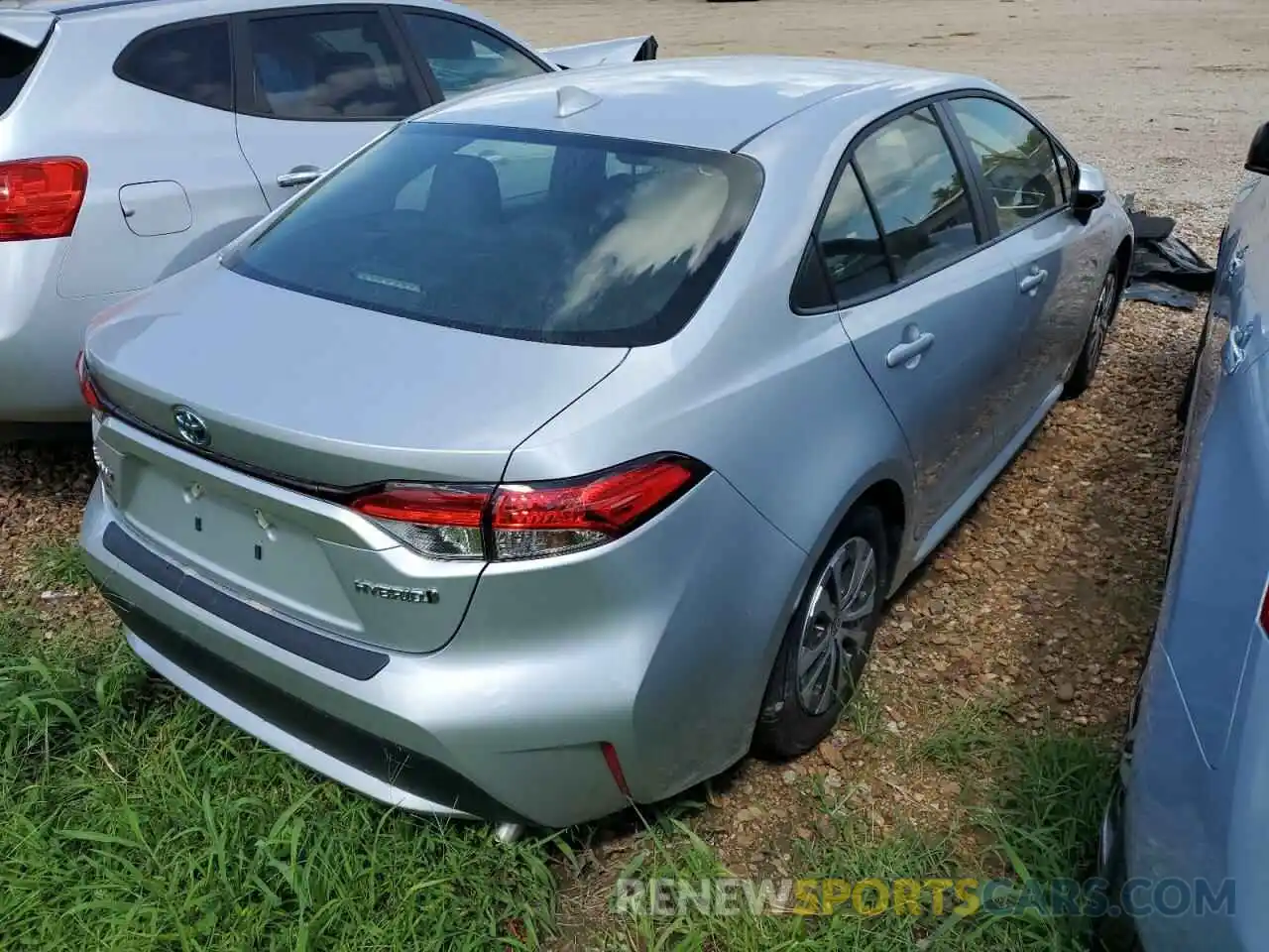 4 Photograph of a damaged car JTDEAMDE1N3006864 TOYOTA COROLLA 2022