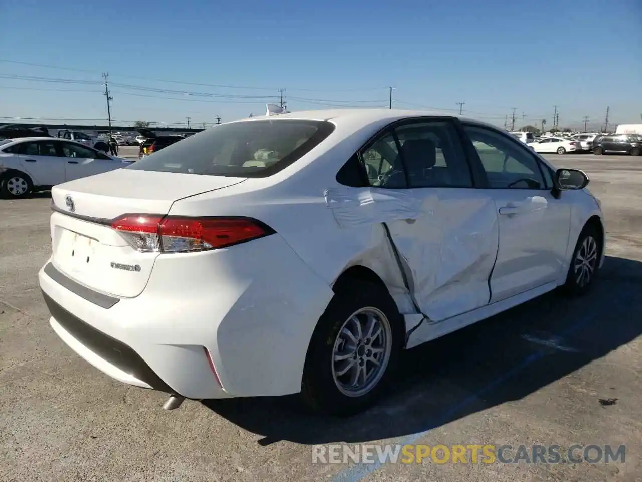 4 Photograph of a damaged car JTDEAMDE1NJ036703 TOYOTA COROLLA 2022