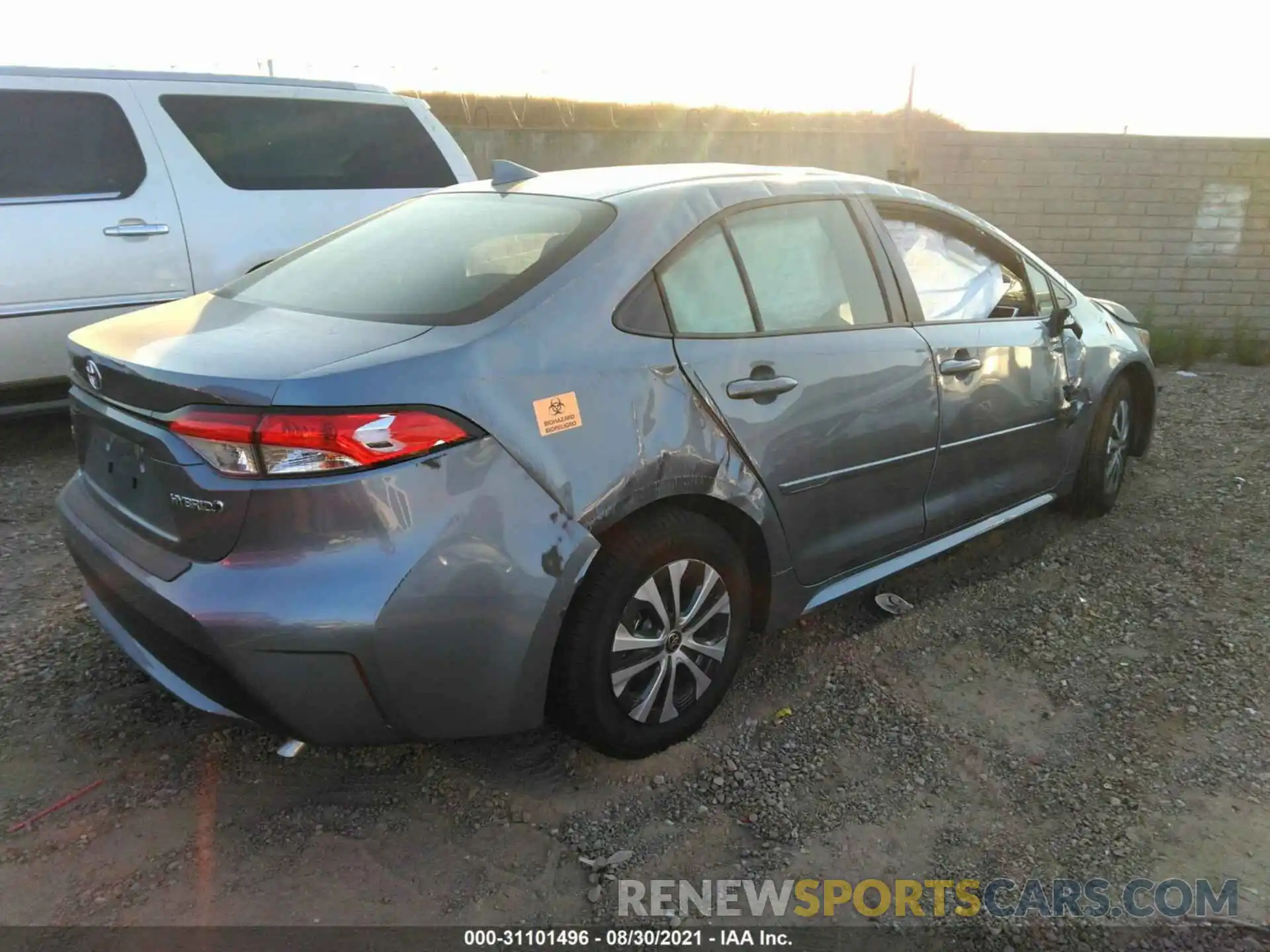 4 Photograph of a damaged car JTDEAMDE1NJ037690 TOYOTA COROLLA 2022