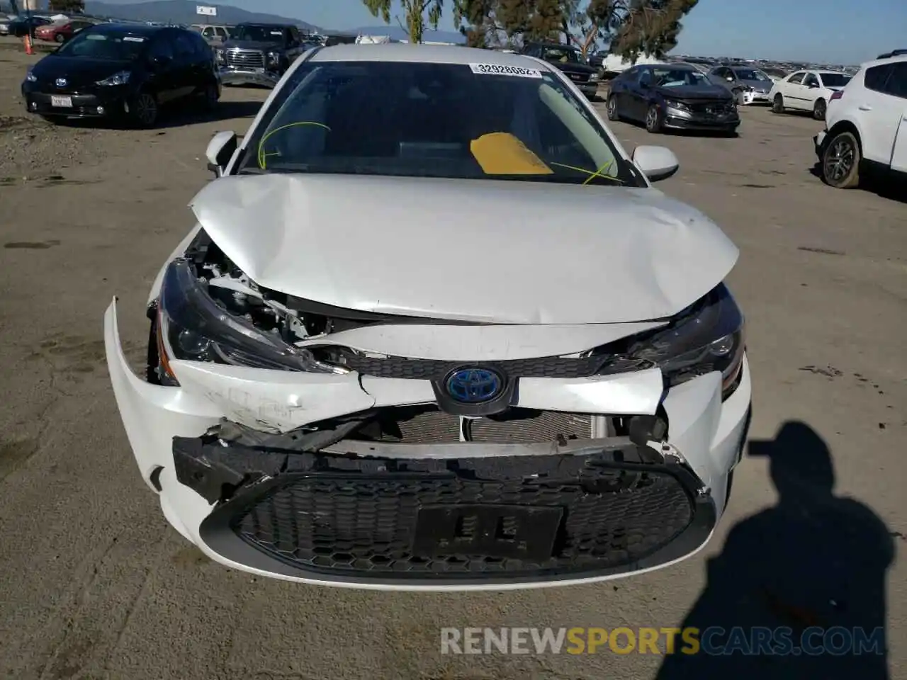 7 Photograph of a damaged car JTDEAMDE1NJ038970 TOYOTA COROLLA 2022