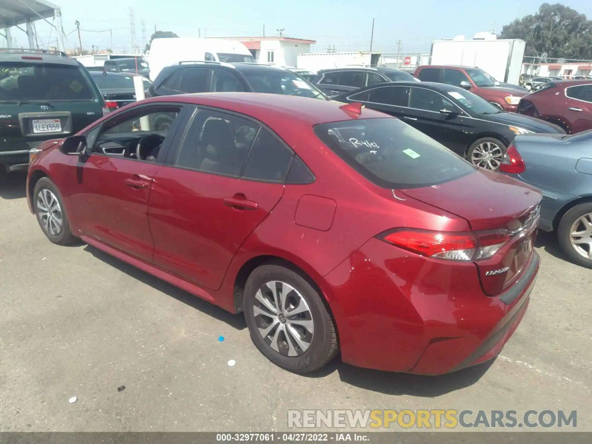 3 Photograph of a damaged car JTDEAMDE1NJ039388 TOYOTA COROLLA 2022