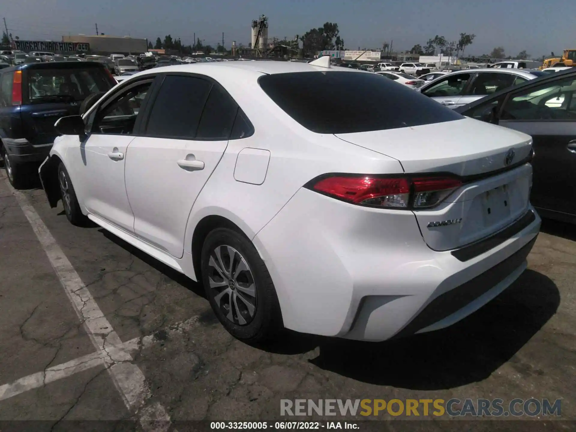 3 Photograph of a damaged car JTDEAMDE1NJ040850 TOYOTA COROLLA 2022