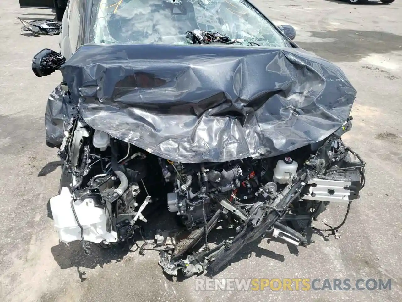 9 Photograph of a damaged car JTDEAMDE1NJ041075 TOYOTA COROLLA 2022