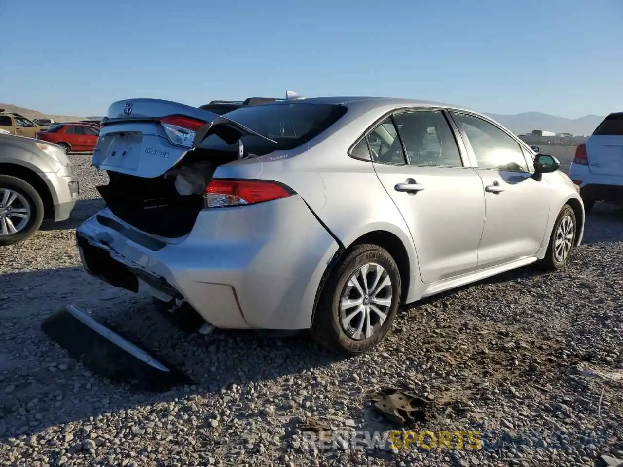 4 Photograph of a damaged car JTDEAMDE1NJ047538 TOYOTA COROLLA 2022