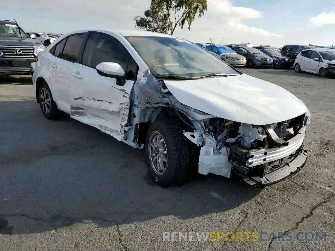 1 Photograph of a damaged car JTDEAMDE1NJ052027 TOYOTA COROLLA 2022